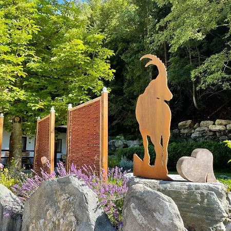 Ξενοδοχείο Zerres 3*