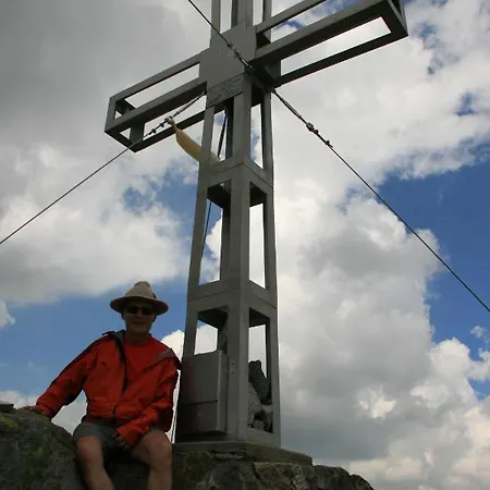 Ξενοδοχείο Zerres Partenen